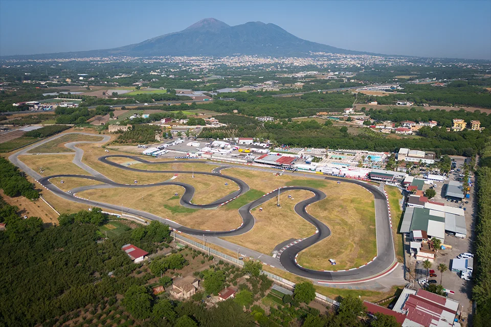 Italia define campeones europeos de KZ y KZ2 en cierre emocionante
