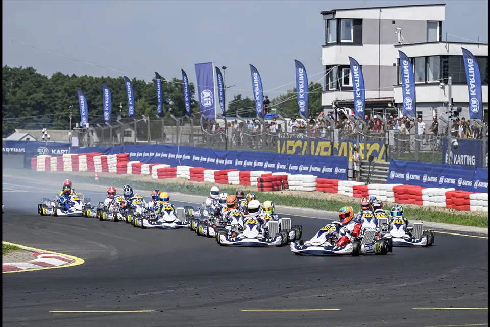 Turoboyski y Piatek hacen historia en el karting europeo