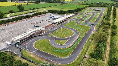 PF International Kart Circuit: El Desafío Único del Karting Británico en Grantham