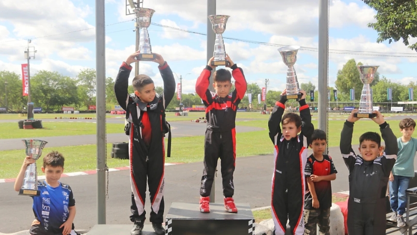 Ñu Guasú Corono Nuevos Héroes: Resultados Vibrantes de la 2ª Fecha del Campeonato Nacional de Karting 2025